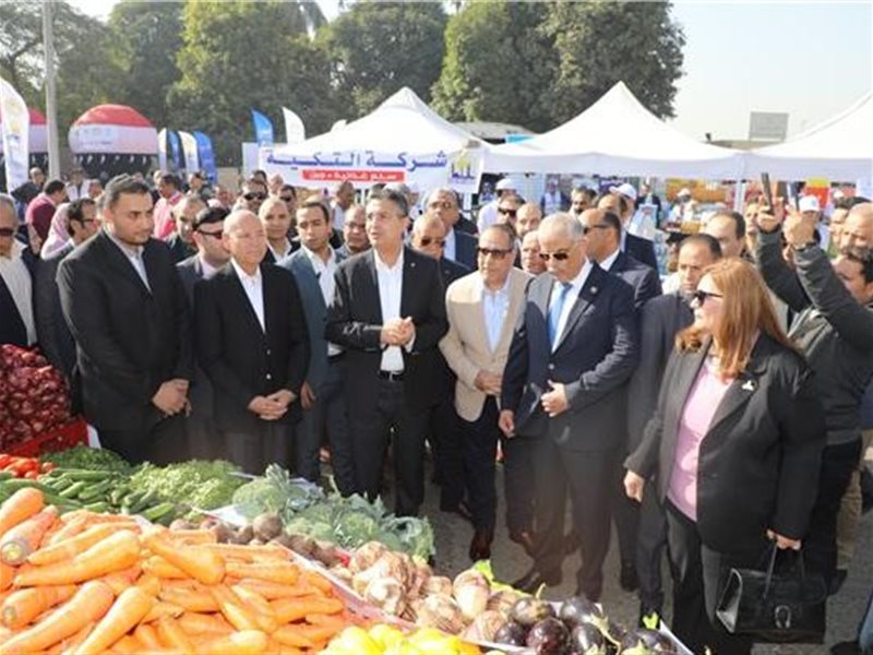 وزير التموين ومحافظ