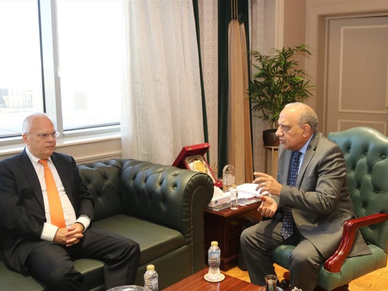 جانب من لقاء الدكتور