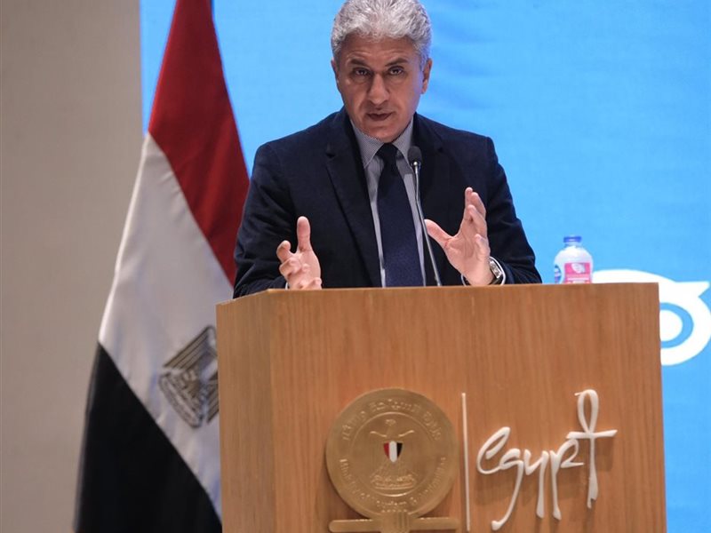 شريف فتحي وزير السياحة