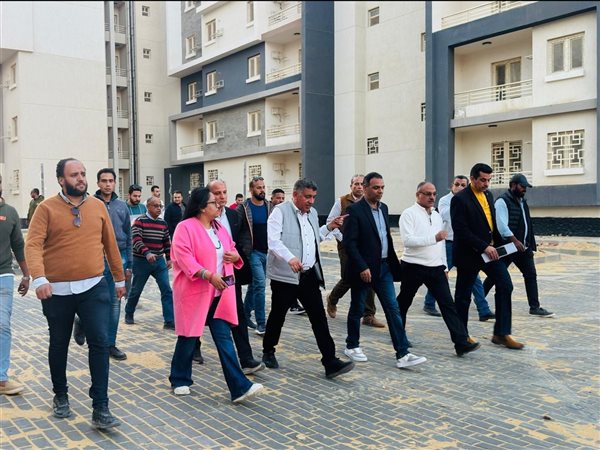 عمار مندور يتفقد «ڤاليرا جاردنز» لمتابعة نسب التنفيذ بحدائق أكتوبر