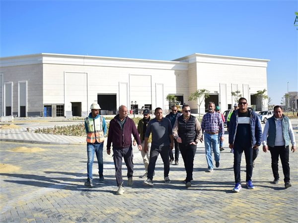 رئيس جهاز العلمين يتفقد مشروعات سكن والمدينة التراثية