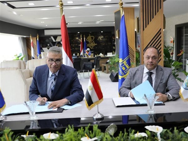 هيئة تنمية الصعيد ومحافظ أسوان يوقعان بروتوكولات تعاون لتنفيذ مشروعات تنموية