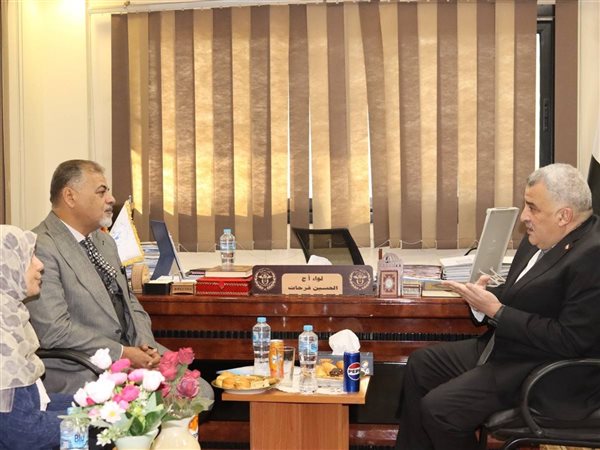 تعاون استراتيجي بين جهاز حماية البحيرات وجامعة السويس لتطوير قطاع الثروة السمكية