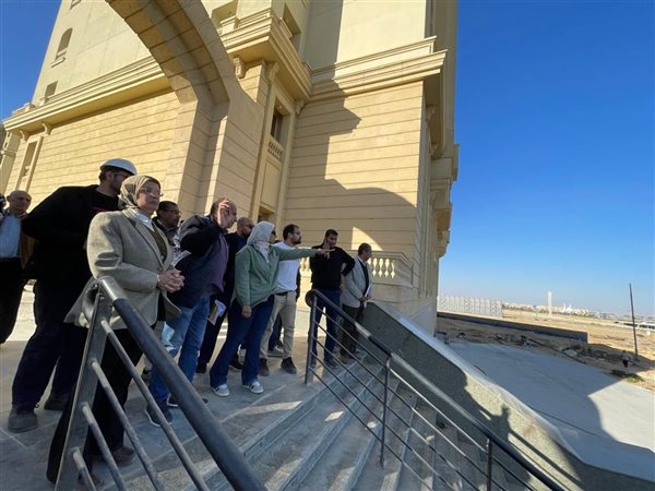 مسئولو جهاز العاصمة الجديدة يتفقدون الحي السكني الخامس (R5) لدفع الأعمال الجارية