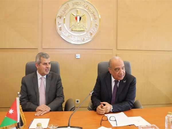 مصر والأردن يجددان تبادل الكهرباء 2026 بـ306 ملايين كيلووات و28 مليون دولار