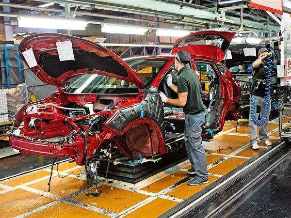 البرنامج الوطني لتنمية صناعة السيارات في مصر.. الحوافز وشروط الاستفادة للمصنعين