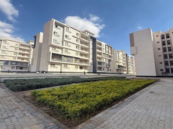 انتهاء تنفيذ 70% من وحدات سكن لكل المصريين بحدائق العاصمة 