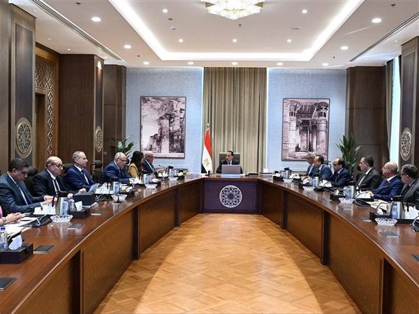 مدبولي يشيد بالهيئة العربية للتصنيع ويستعرض نجاحات الصناعة والسيارات والطاقة