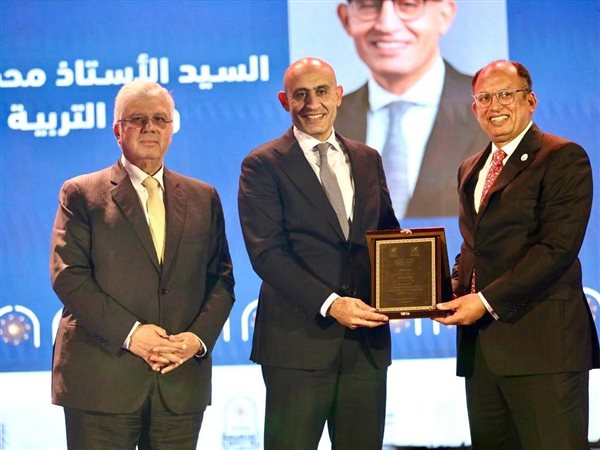 جامعة العاصمة تحتفل باليوبيل الذهبي وتفتتح مجمعًا طبيًا بسعة 1600 سرير