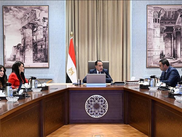 رئيس الوزراء يستعرض آليات تعظيم موارد هيئة المجتمعات العمرانية الجديدة