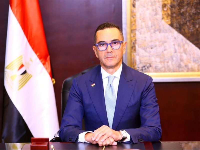 حسن الخطيب وزير الاستثمار