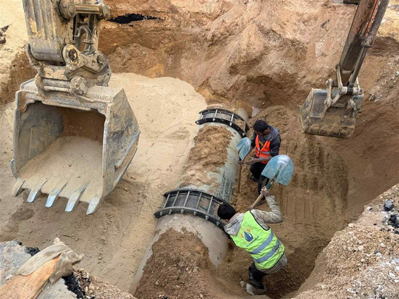 إصلاح كسر خط المياه