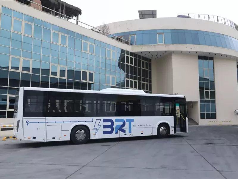 حافلة كهربائية جديدة