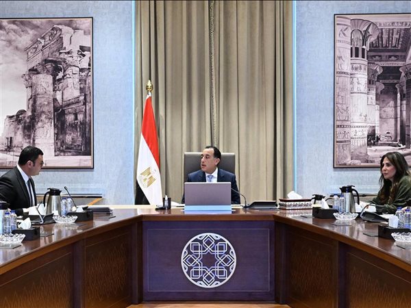 رئيس الوزراء يتابع موقف تنفيذ الأعمال المتبقية بحديقة الفسطاط تمهيدًا للافتتاح والتشغيل