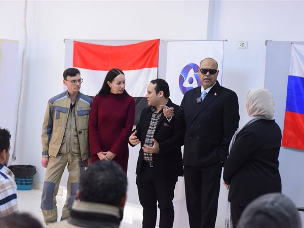 وزير العمل يتابع اختبارات التوظيف بمشروع الضبعة النووية: فرص عمل برواتب تصل إلى 14.2 ألف جنيه  