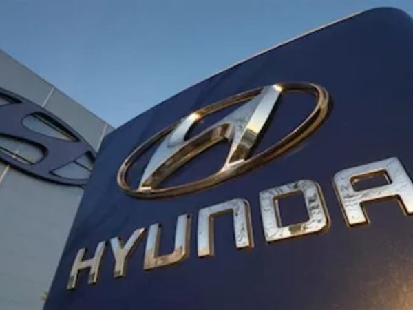 هيونداي تدخل عصر «الذكاء الاصطناعي» بنشر روبوتات بشرية في مصانعها 