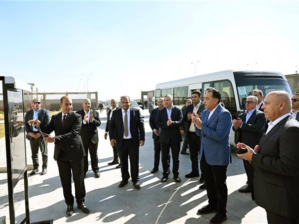 أول مصنع من نوعه في مصر لأرضيات SPC.. «مدبولي» يفتتح «كامستون» بالسخنة باستثمارات 8 ملايين دولار