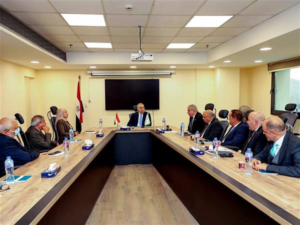 خلال لقائه بلجنة الزراعة...رئيس البنك الزراعي يوضح تمويل 36 مليار جنيه للمزارعين