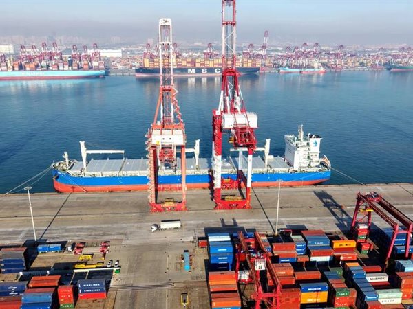 الفائض التجاري للصين يقفز إلى 1.2 تريليون دولار في 2025