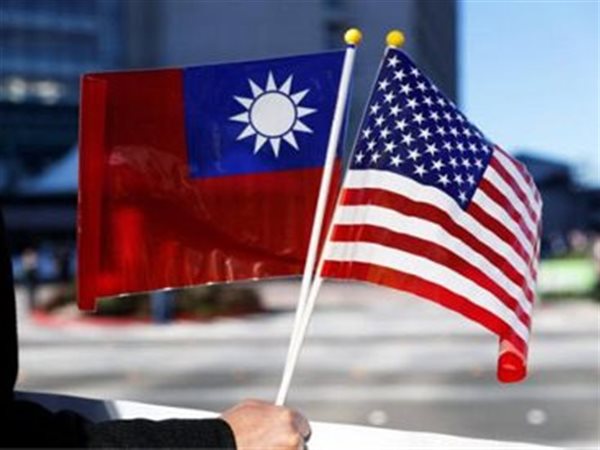 اتفاقية تجارية بين الولايات المتحدة وتايوان باستثمارات 500 مليار دولار