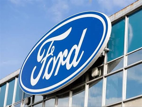 مسئول بإدارة ترامب ينتقد محادثات بين فورد وBYD بشأن إمدادات البطاريات