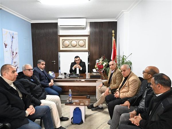وزير الإسكان يتابع موقف تنفيذ مشروعات تطوير منطقة مثلث ماسبيرو وسور مجرى العيون