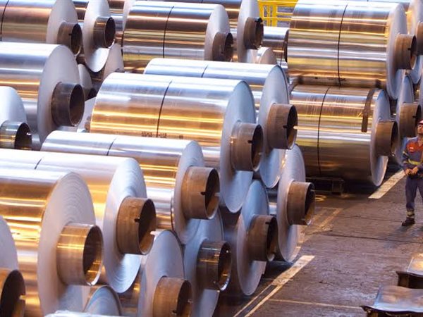 القابضة المعدنية: استثمارات بـ8 مليارات جنيه ومشروعات ضخمة لمصر للألومنيوم