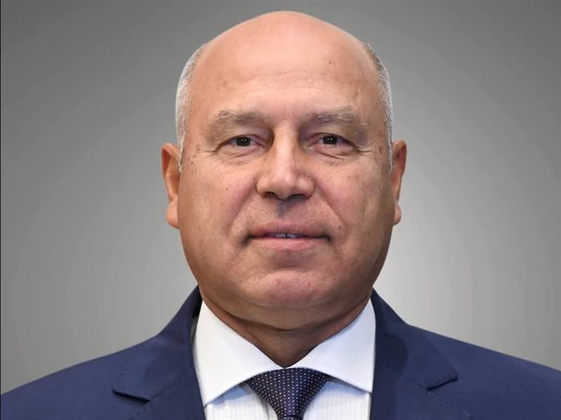 الفريق مهندس كامل