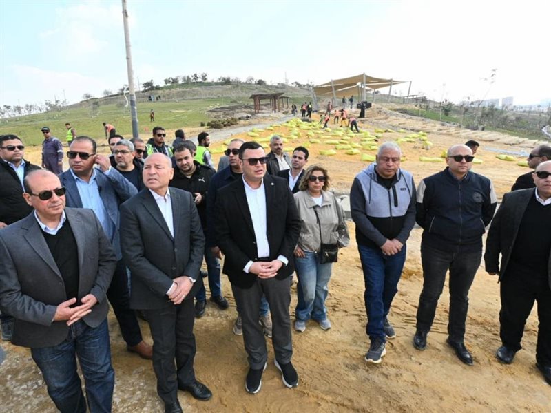 وزير الاسكان ومحافظ