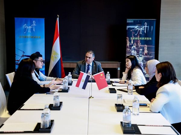 السياحة تنظم قافلة بالصين ومصر تفوز بجائزة الوجهة السياحية الواعدة 2026