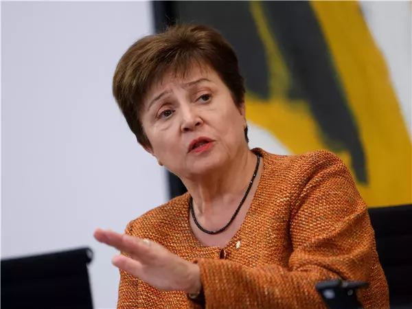  مديرة صندوق النقد: النمو ضعيف والديون تضغط على اقتصادات العالم