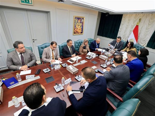 وداعاً للحضانات السرية.. خطة حكومية مزدوجة لترخيص 32 ألف حضانة ورفع الإشغال 