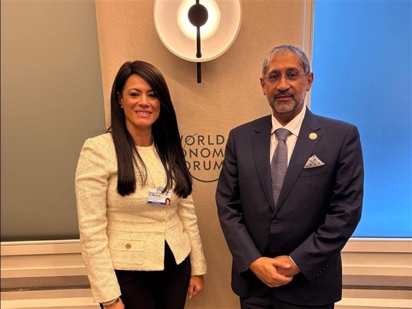 دافوس 2026: رانيا المشاط تلتقي رئيس BADEA الجديد لتعزيز الشراكة العربية-الأفريقية