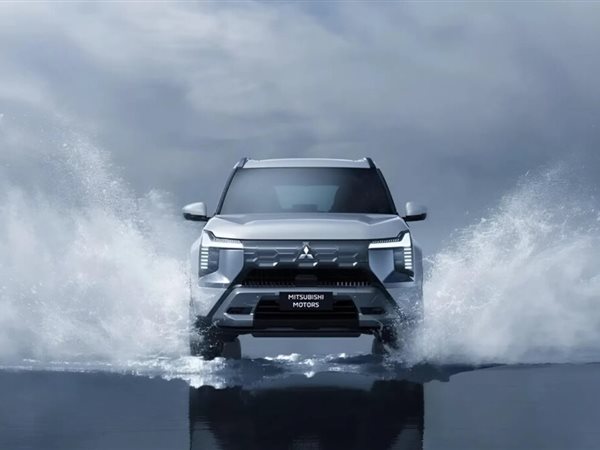 مواصفات ميتسوبيشي ديستينيتور في مصر قبل طرحها رسمياً 