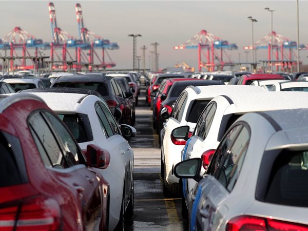 الهند تخطط لخفض الجمارك على السيارات الأوروبية إلى 40%