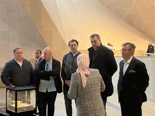 وزير خارجية البوسنة والهرسك في زيارة رسمية لمتحفي الحضارة والمصري الكبير