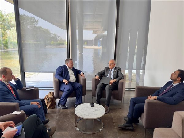 مصر وألمانيا تبحثان تفعيل التوصيات الأممية لتعزيز مبدأ الحوكمة بقطاع المياه العالمي 