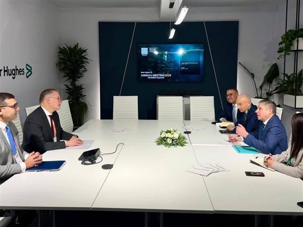 ثورة طاقة عابرة للحدود.. 