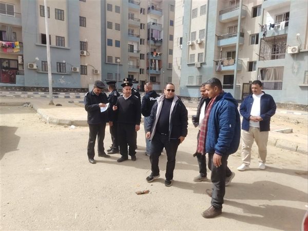 جهاز مدينة سوهاج الجديدة يشن حملة إزالة للمخالفات والإشغالات 