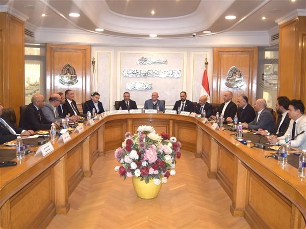 وفد اقتصادي سوري يزور غرفة القاهرة لبحث الشراكة بمواد البناء