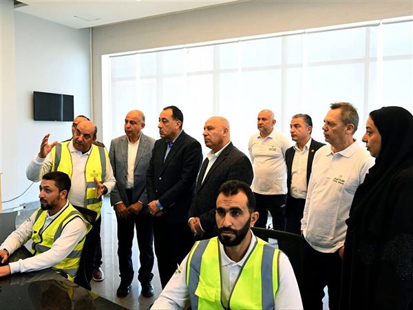 رئيس الوزراء يتفقد مصنع القناة للسكر بالمنيا.. استعداد لإنتاج 900 ألف طن سنويًا وتأمين 20% من احتياجات السوق المحلية