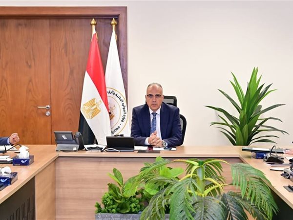 سويلم يتابع حصيلة مستحقات «الري» ويشدد على رفع كفاءة التحصيل خلال النصف الأول من 2025 -2026