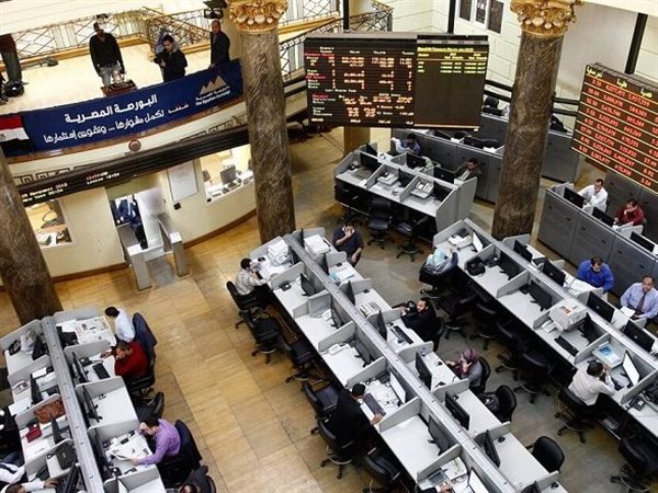 البورصة المصرية تجذب 54 ألف مستثمر جديد بفضل تطبيقات التكويد الرقمية اليوم