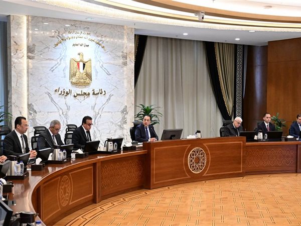 رئيس الوزراء يتابع تنفيذ ميكنة منظومة التأمين الصحي الشامل ويشدد على الالتزام بالجداول الزمنية