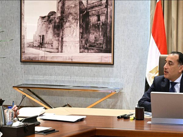 مدبولي يتابع مع وزير المالية ملفات الاستثمار ونتائج المشاركة في منتدى دافوس