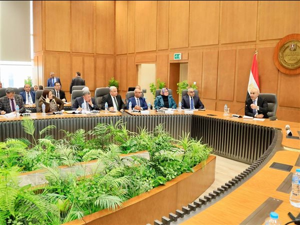 وزير التعليم يعلن انتهاء نظام الفترات المسائية بالمدارس بالكامل عام 2027