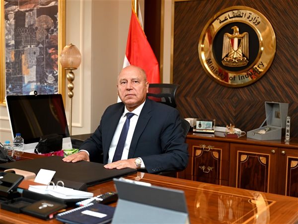 غرفة الأخشاب: قرار 