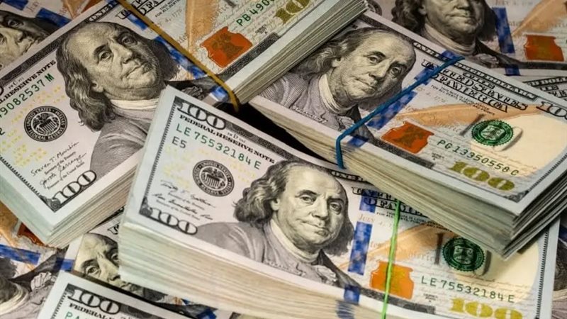 الدولار الأمريكي