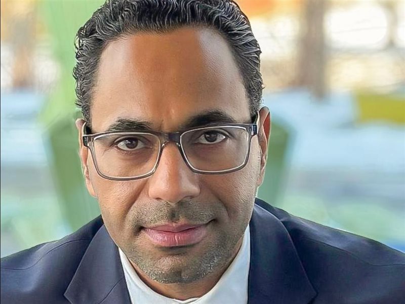  الدكتور عبد الله