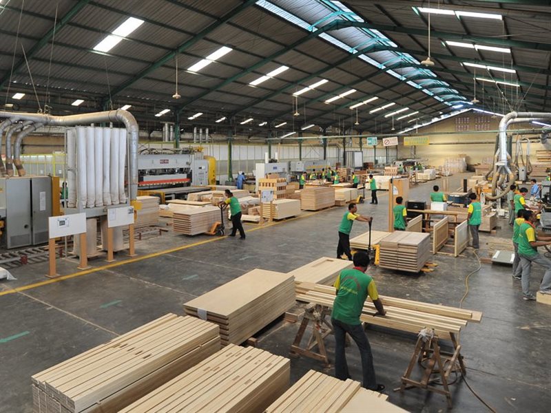 توريد الأخشاب 